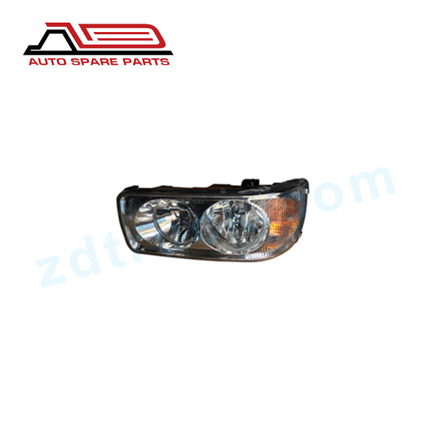 1699306 Head light DAF Featured Image