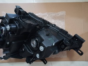 26025-1LB3A Headlight NISSAN