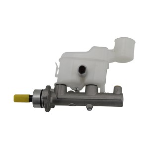 Toyota HILUX VIGO   Brake Master Cylinder  47201-OK020